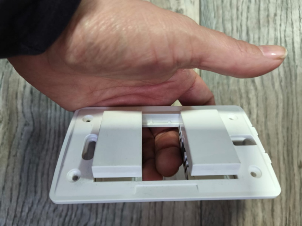 Interruptor Doble Blanco Lexo