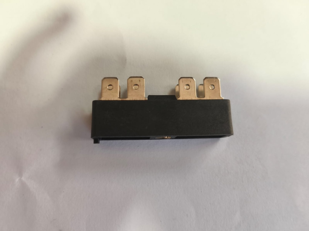 Bloque Fusibles / Terminal Eléctrico De Conexión Alta Resistencia